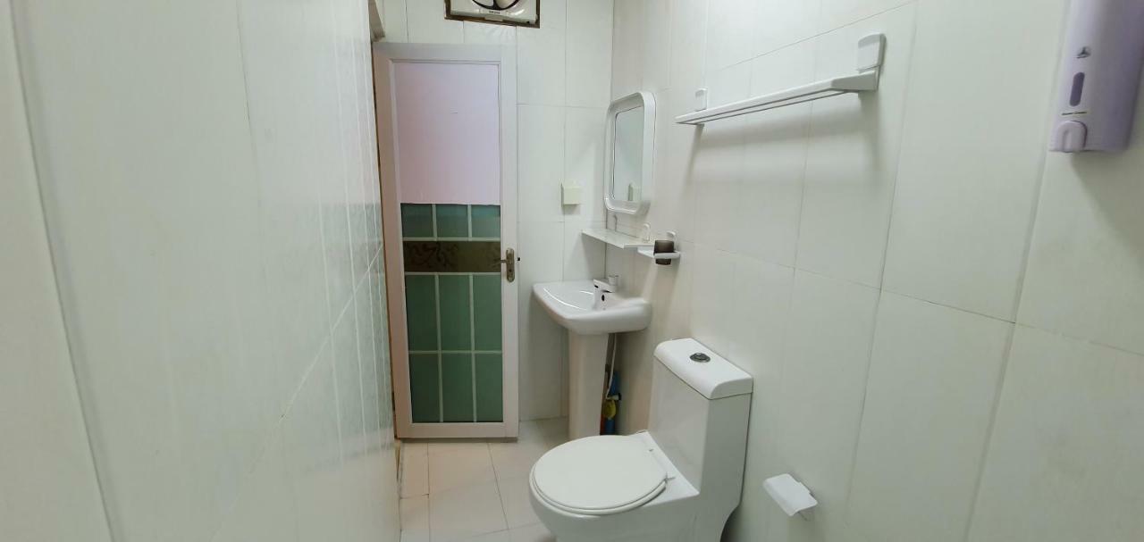 Surf Deck Hotel Thulusdhoo Exterior foto